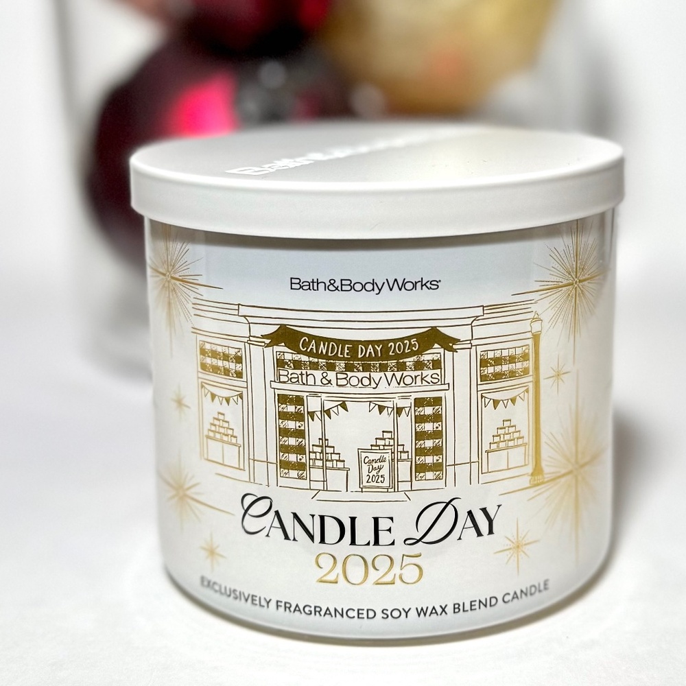 CANDLE DAY 2025 SUN-RIPENED RASPBERRY 3-Wick Candle